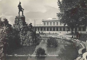 parma_monumento_vittorio_bottego