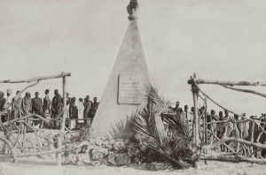 INAUGURAZIONE DEL MONUMENTO FUNEBRE DEL CAP. SANDRO GATTI