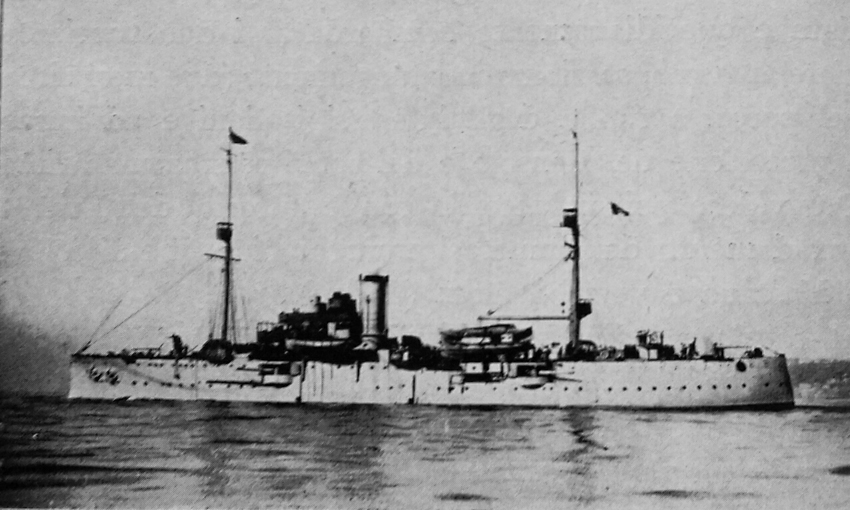 Ottobre 1925, Bargal, Somalia. 22 ore di bombardamenti consecutivi dopo ...